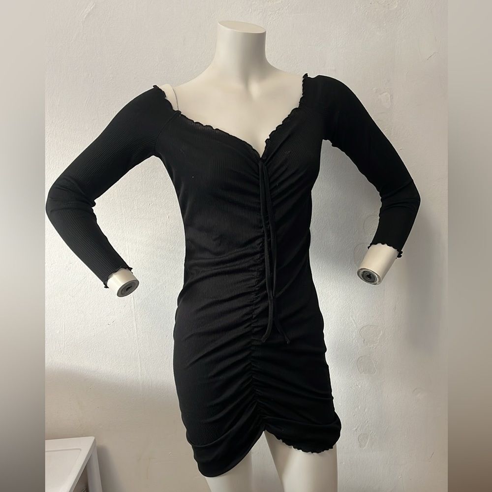 Nastygal black dress sz 12 long sleeve off the shoulder ruched Party Formal LBD